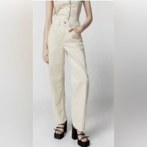 BDG High Rise Baggy Jeans Size 27